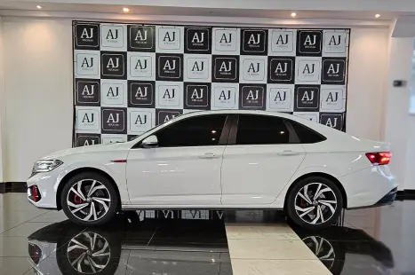 VOLKSWAGEN Jetta 2.0 4P 350 TSI GLI AUTOMÁTICO DSG, Foto 2