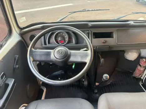VOLKSWAGEN Kombi 1.4 FLEX STD 9 LUGARES, Foto 7