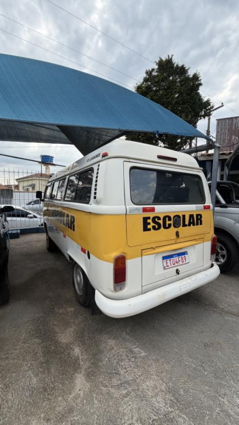 VOLKSWAGEN Kombi 1.4 FLEX STD LOTA��O 12 LUGARES, Foto 2