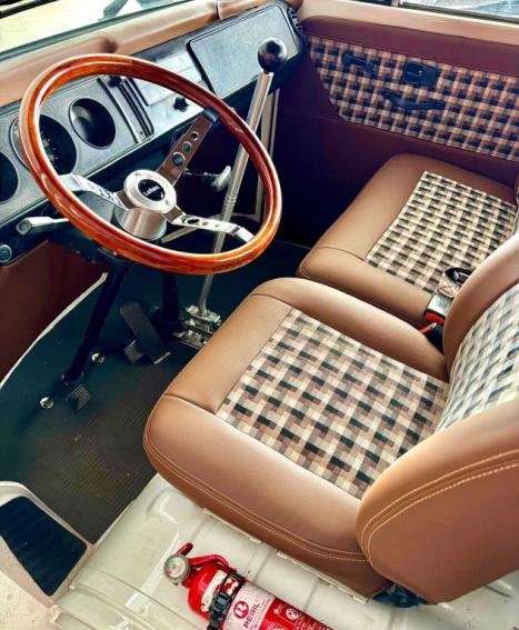 VOLKSWAGEN Kombi Furgão 1.6, Foto 10