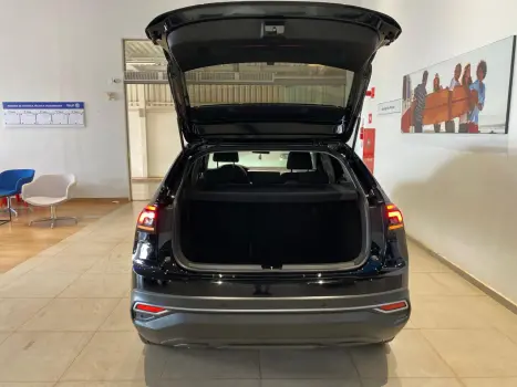 VOLKSWAGEN Nivus 1.0 4P FLEX 200 TSI COMFORTLINE TURBO AUTOMÁTICO, Foto 12 VOLKSWAGEN Nivus 1.0 4P FLEX 200 TSI COMFORTLINE TURBO AUTOMÁTICO, Foto 12