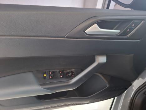 VOLKSWAGEN Nivus 1.0 4P FLEX 200 TSI HIGHLINE TURBO AUTOMÁTICO, Foto 7 VOLKSWAGEN Nivus 1.0 4P FLEX 200 TSI HIGHLINE TURBO AUTOMÁTICO, Foto 7