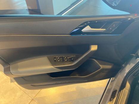 VOLKSWAGEN Nivus 1.0 4P FLEX 200 TSI HIGHLINE TURBO AUTOMTICO, Foto 7