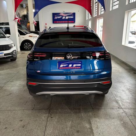 VOLKSWAGEN Nivus 1.0 4P FLEX 200 TSI HIGHLINE TURBO AUTOMÁTICO, Foto 7 VOLKSWAGEN Nivus 1.0 4P FLEX 200 TSI HIGHLINE TURBO AUTOMÁTICO, Foto 7