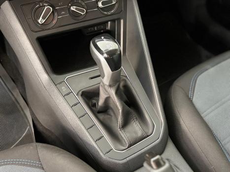 VOLKSWAGEN Nivus 1.0 4P FLEX 200 TSI COMFORTLINE TURBO AUTOMTICO, Foto 8