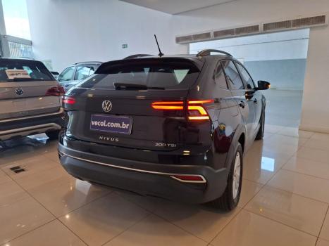 VOLKSWAGEN Nivus 1.0 4P FLEX 200 TSI COMFORTLINE TURBO AUTOMTICO, Foto 9