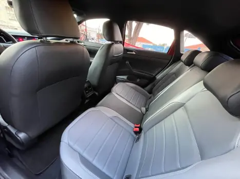 VOLKSWAGEN Nivus 1.0 4P FLEX 200 TSI HIGHLINE TURBO AUTOMTICO, Foto 6