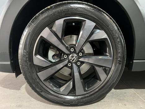 VOLKSWAGEN Nivus 1.0 4P FLEX 200 TSI HIGHLINE TURBO AUTOMTICO, Foto 9