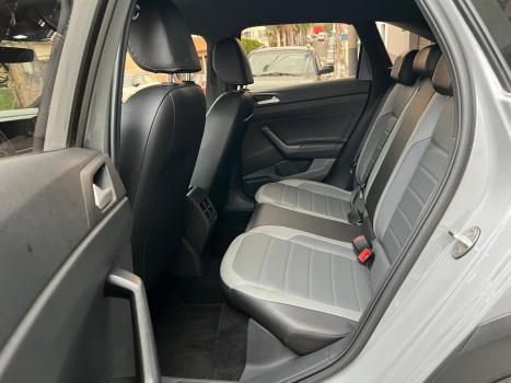 VOLKSWAGEN Nivus 1.0 4P FLEX 200 TSI HIGHLINE TURBO AUTOMTICO, Foto 11