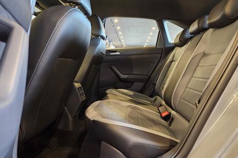 VOLKSWAGEN Nivus 1.0 4P FLEX 200 TSI HIGHLINE TURBO AUTOM�TICO, Foto 18