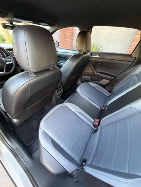 VOLKSWAGEN Nivus 1.0 4P FLEX 200 TSI HIGHLINE TURBO AUTOM�TICO, Foto 9