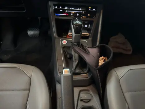 VOLKSWAGEN Nivus 1.0 4P FLEX 200 TSI HIGHLINE TURBO AUTOM�TICO, Foto 14