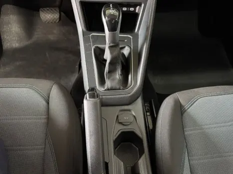 VOLKSWAGEN Nivus 1.0 4P FLEX 200 TSI COMFORTLINE TURBO AUTOM�TICO, Foto 14