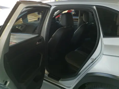 VOLKSWAGEN Nivus 1.0 4P FLEX 200 TSI HIGHLINE TURBO AUTOM�TICO, Foto 11