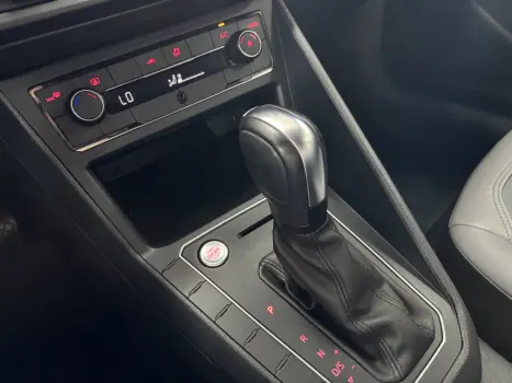 VOLKSWAGEN Nivus 1.0 4P FLEX 200 TSI HIGHLINE TURBO AUTOM�TICO, Foto 17