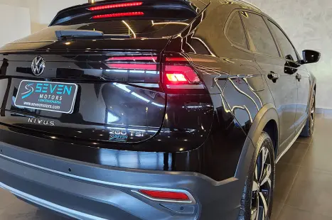 VOLKSWAGEN Nivus 1.0 4P FLEX 200 TSI HIGHLINE TURBO AUTOM�TICO, Foto 9