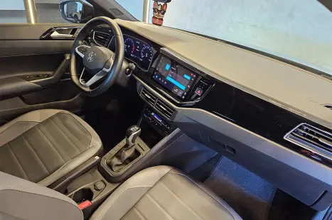 VOLKSWAGEN Nivus 1.0 4P FLEX 200 TSI HIGHLINE TURBO AUTOM�TICO, Foto 16