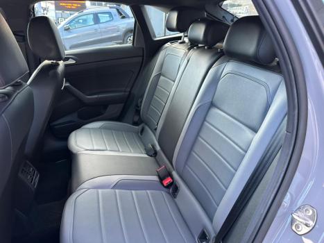 VOLKSWAGEN Nivus 1.0 4P FLEX 200 TSI HIGHLINE TURBO AUTOM�TICO, Foto 14