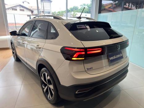 VOLKSWAGEN Nivus 1.0 4P FLEX 200 TSI HIGHLINE TURBO AUTOM�TICO, Foto 11
