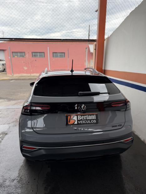 VOLKSWAGEN Nivus 1.0 4P FLEX 200 TSI HIGHLINE TURBO AUTOM�TICO, Foto 8