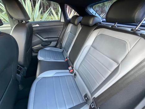 VOLKSWAGEN Nivus 1.0 4P FLEX 200 TSI HIGHLINE TURBO AUTOM�TICO, Foto 8