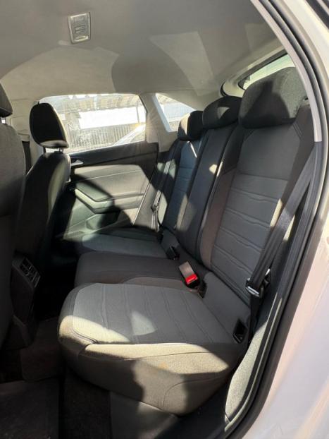 VOLKSWAGEN Nivus 1.0 4P FLEX 200 TSI COMFORTLINE TURBO AUTOM�TICO, Foto 9