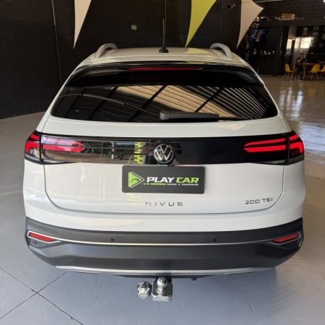 VOLKSWAGEN Nivus 1.0 4P FLEX 200 TSI HIGHLINE TURBO AUTOM�TICO, Foto 6