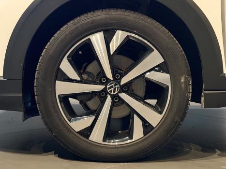 VOLKSWAGEN Nivus 1.0 4P FLEX 200 TSI HIGHLINE TURBO AUTOMÁTICO, Foto 6