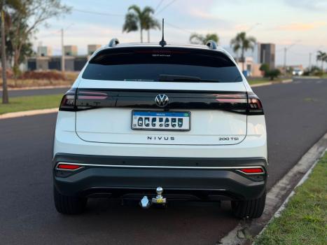 VOLKSWAGEN Nivus 1.0 4P FLEX 200 TSI HIGHLINE TURBO AUTOMÁTICO, Foto 6