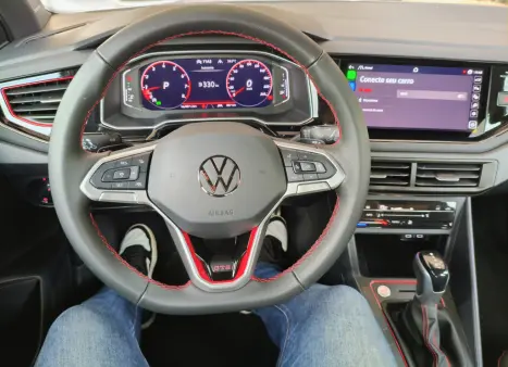 VOLKSWAGEN Nivus 1.4 250 TSI TOTAL FLEX GTS AUTOM�TICO, Foto 14