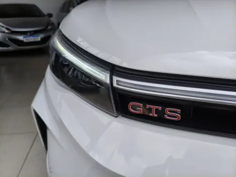 VOLKSWAGEN Nivus 1.4 250 TSI TOTAL FLEX GTS AUTOM�TICO, Foto 17