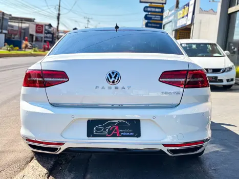 VOLKSWAGEN Passat 2.0 16V 4P TSI TURBO HIGHLINE 220 CV AUTOM�TICO, Foto 4