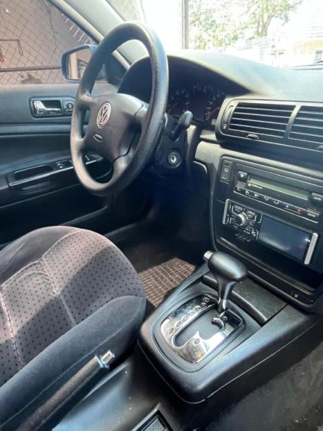 VOLKSWAGEN Passat Variant 1.8 4P 20V SFI TURBO AUTOM�TICO, Foto 3