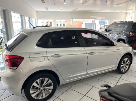 VOLKSWAGEN Polo Hatch 1.0 12V 4P 200 TSI  COMFORTLINE AUTOM�TICO, Foto 13