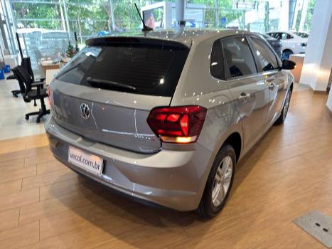 VOLKSWAGEN Polo Hatch 1.0 12V 4P 200 TSI  COMFORTLINE AUTOM�TICO, Foto 9