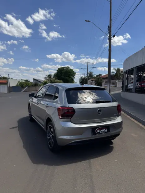 VOLKSWAGEN Polo Hatch 1.0 12V 4P 200 TSI HIGHLINE AUTOMTICO, Foto 4