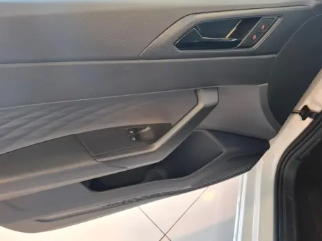 VOLKSWAGEN Polo Hatch 1.0 4P MPI TRACK, Foto 7