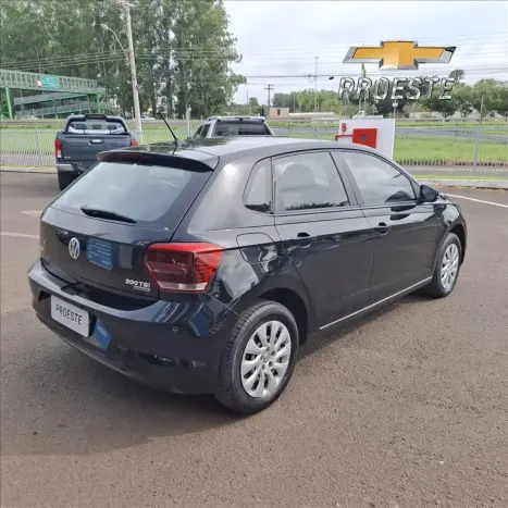 VOLKSWAGEN Polo Hatch 1.0 12V 4P 200 TSI  COMFORTLINE AUTOM�TICO, Foto 8