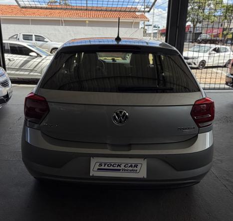 VOLKSWAGEN Polo Hatch 1.0 12V 4P 200 TSI HIGHLINE AUTOM�TICO, Foto 2
