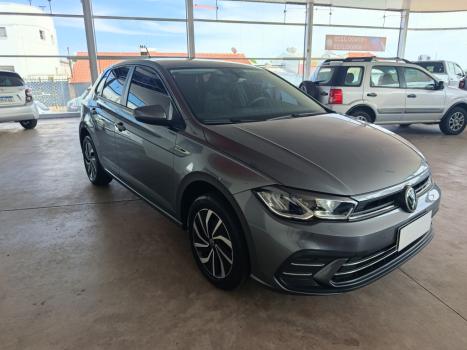 VOLKSWAGEN Polo Hatch 1.0 12V 4P 200 TSI HIGHLINE AUTOM�TICO, Foto 2