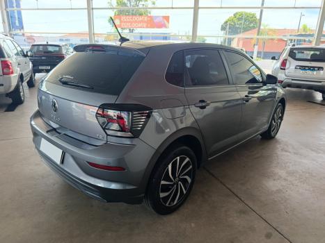 VOLKSWAGEN Polo Hatch 1.0 12V 4P 200 TSI HIGHLINE AUTOM�TICO, Foto 4