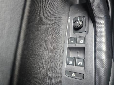 VOLKSWAGEN Polo Hatch 1.0 4P 170 TSI HIGHLINE AUTOM�TICO, Foto 9