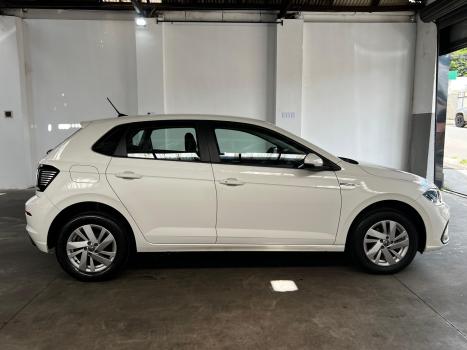 VOLKSWAGEN Polo Hatch 1.0 12V 4P 200 TSI  COMFORTLINE AUTOM�TICO, Foto 4