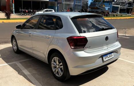 VOLKSWAGEN Polo Hatch 1.0 12V 4P 200 TSI  COMFORTLINE AUTOM�TICO, Foto 4