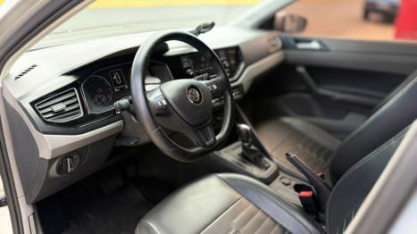 VOLKSWAGEN Polo Hatch 1.0 12V 4P 200 TSI  COMFORTLINE AUTOM�TICO, Foto 13