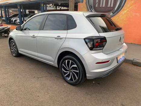 VOLKSWAGEN Polo Hatch 1.0 12V 4P 200 TSI HIGHLINE AUTOM�TICO, Foto 9