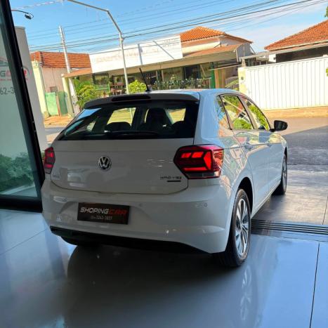 VOLKSWAGEN Polo Hatch 1.0 12V 4P 200 TSI COMFORTLINE, Foto 6