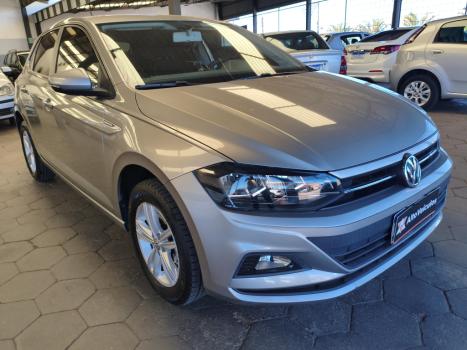 VOLKSWAGEN Polo Hatch 1.0 12V 4P 200 TSI  COMFORTLINE AUTOM�TICO, Foto 9