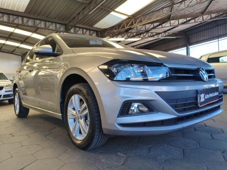 VOLKSWAGEN Polo Hatch 1.0 12V 4P 200 TSI  COMFORTLINE AUTOM�TICO, Foto 13