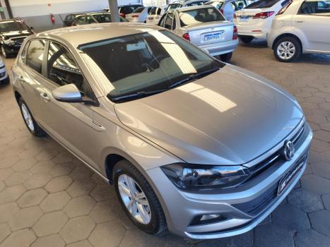 VOLKSWAGEN Polo Hatch 1.0 12V 4P 200 TSI  COMFORTLINE AUTOM�TICO, Foto 14
